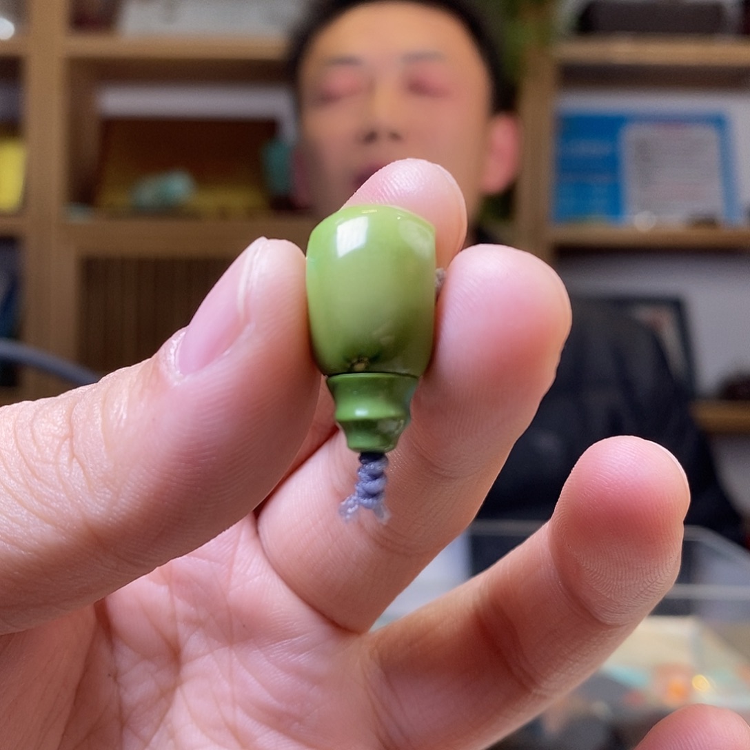 绿松石未镶嵌菜籽黄三通