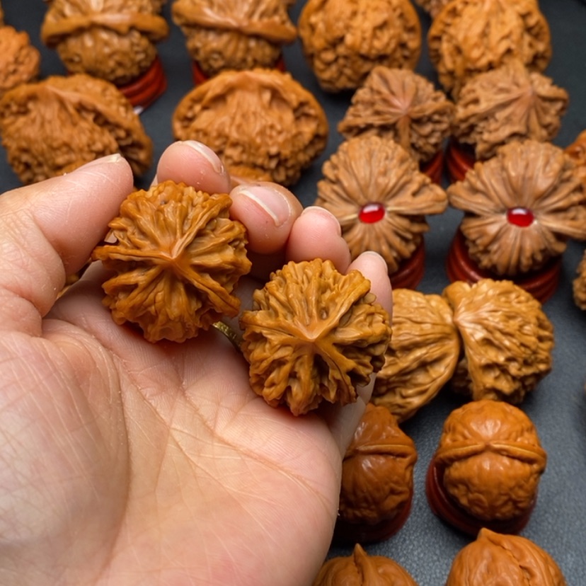 【闪购商品】文玩核桃把件八****?核桃