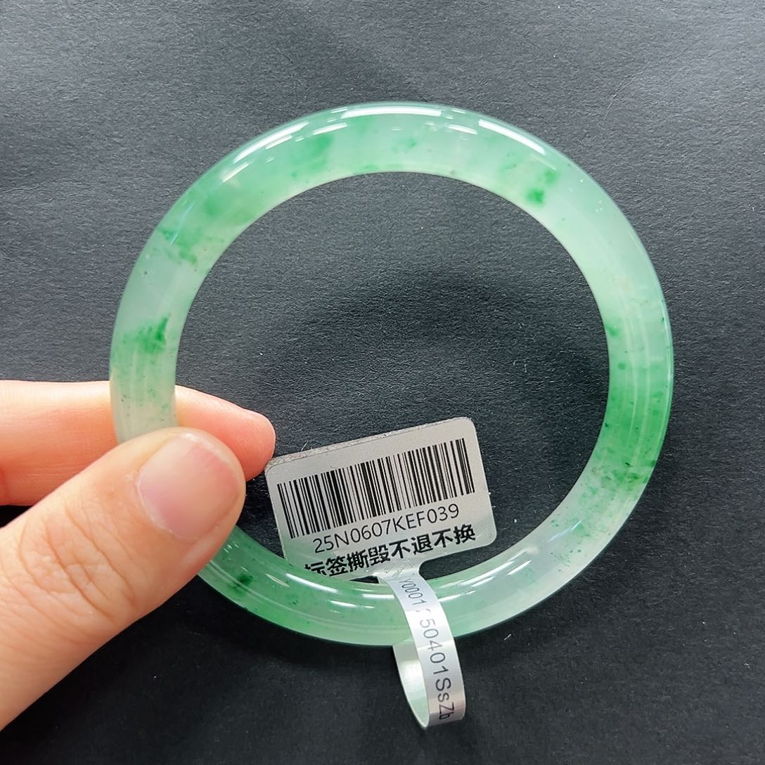 小***~石英质玉未镶嵌手镯唐唐58.0