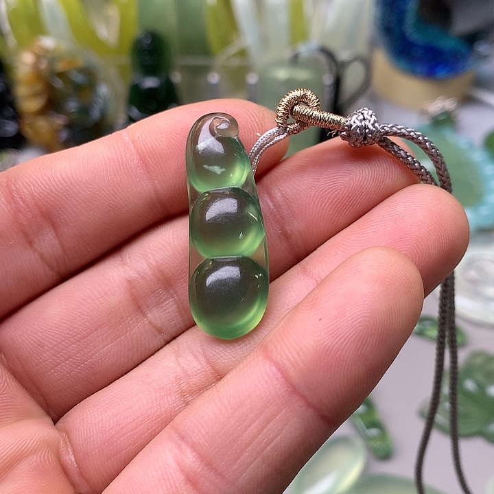 蛇纹石玉挂坠未镶嵌祉**茂