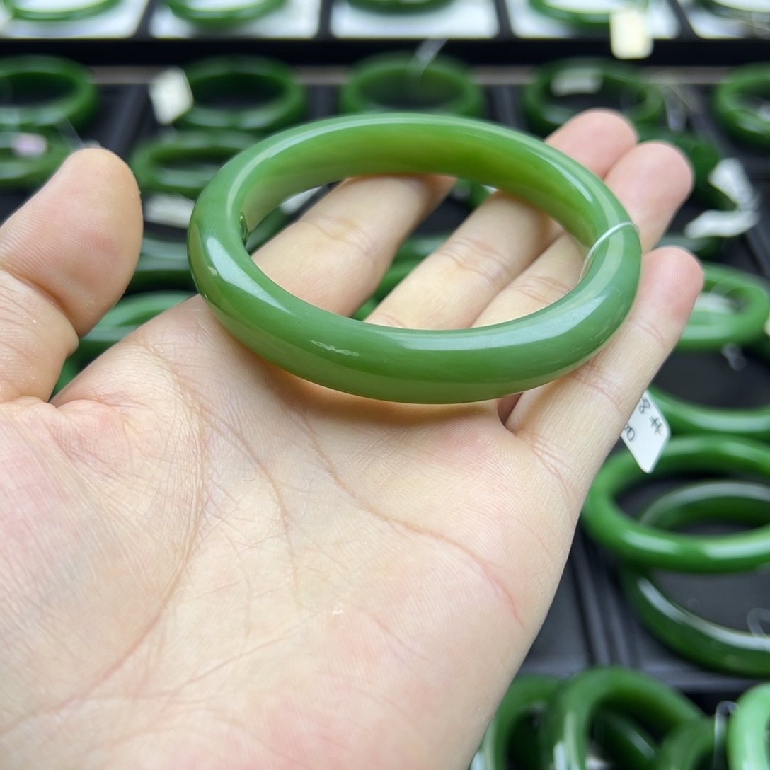 和田玉（碧玉）未镶嵌手镯57.58