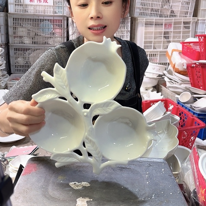 盘微瑕产品介意勿拍…石榴三格一个
