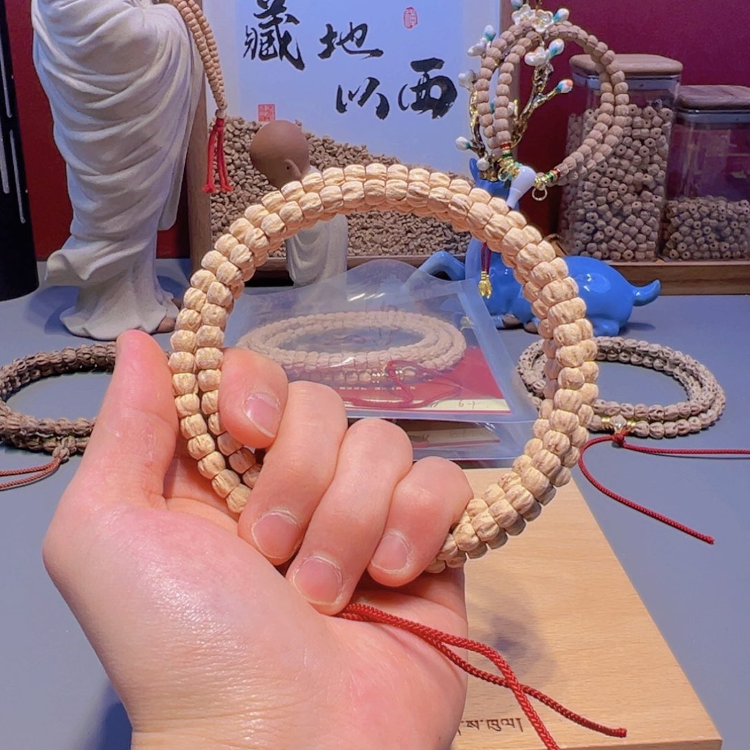 柏香籽/百香籽吊坠ネ****ω