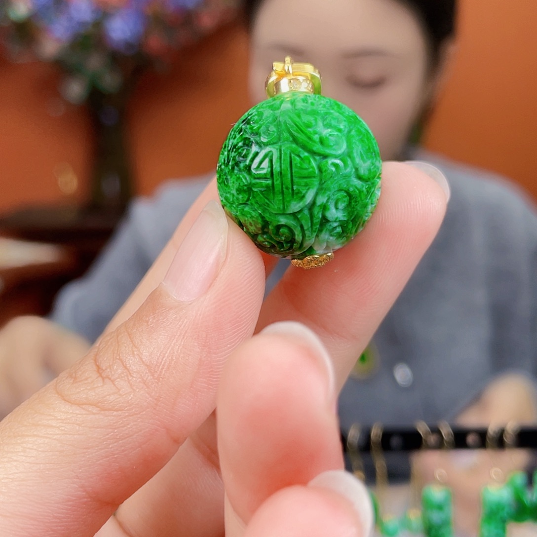 翡翠未镶嵌耳饰饰品