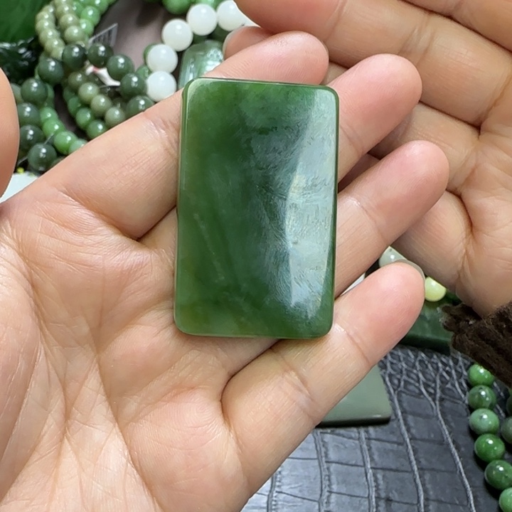 和田玉吊坠未镶嵌