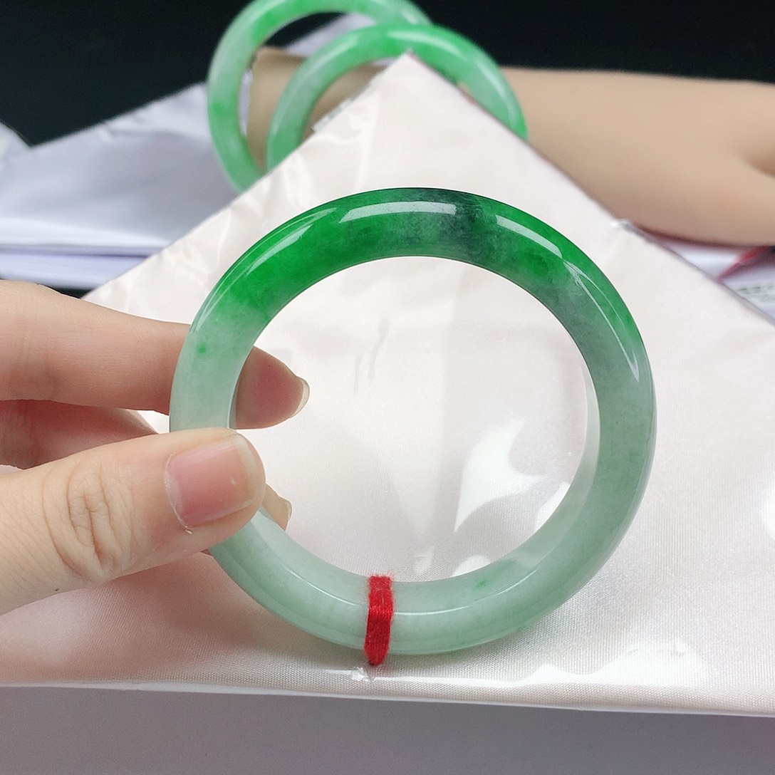 翡翠未镶嵌手镯翡翠606