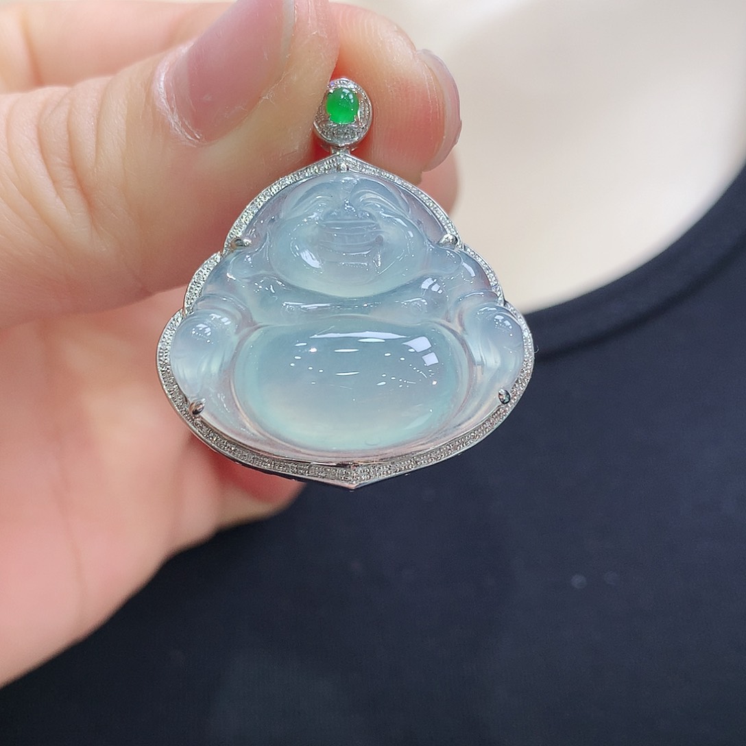 翡翠颈饰18K金镶嵌佛公