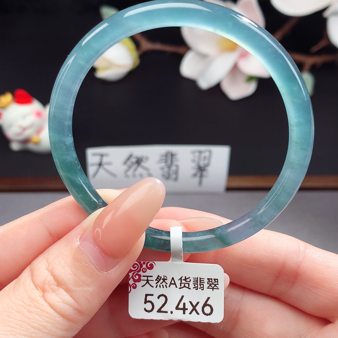 翡翠手镯（圆镯）未镶嵌古**月