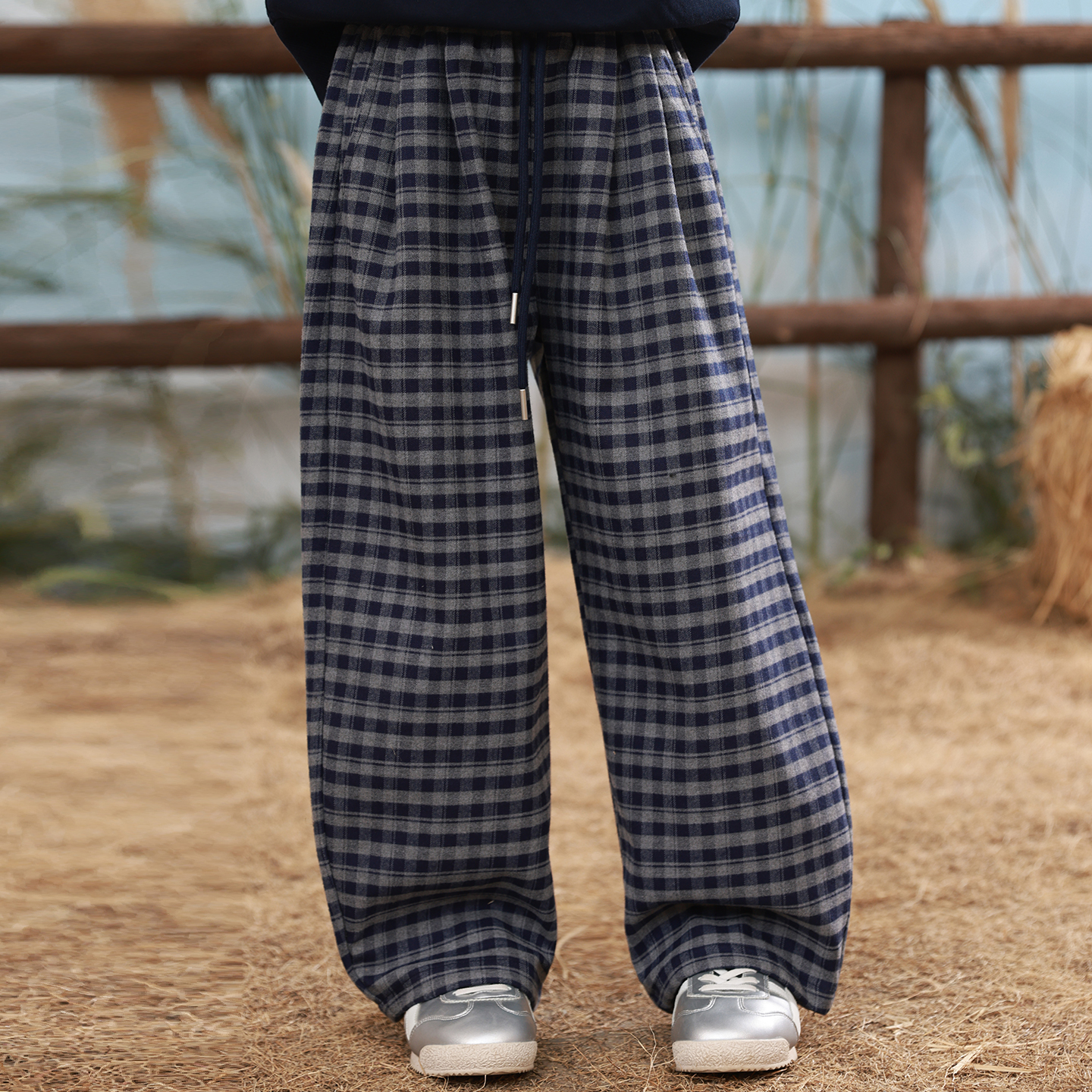 女童休闲裤秋款2025新款中大童洋气潮宽松格子长裤子女孩夏季直筒