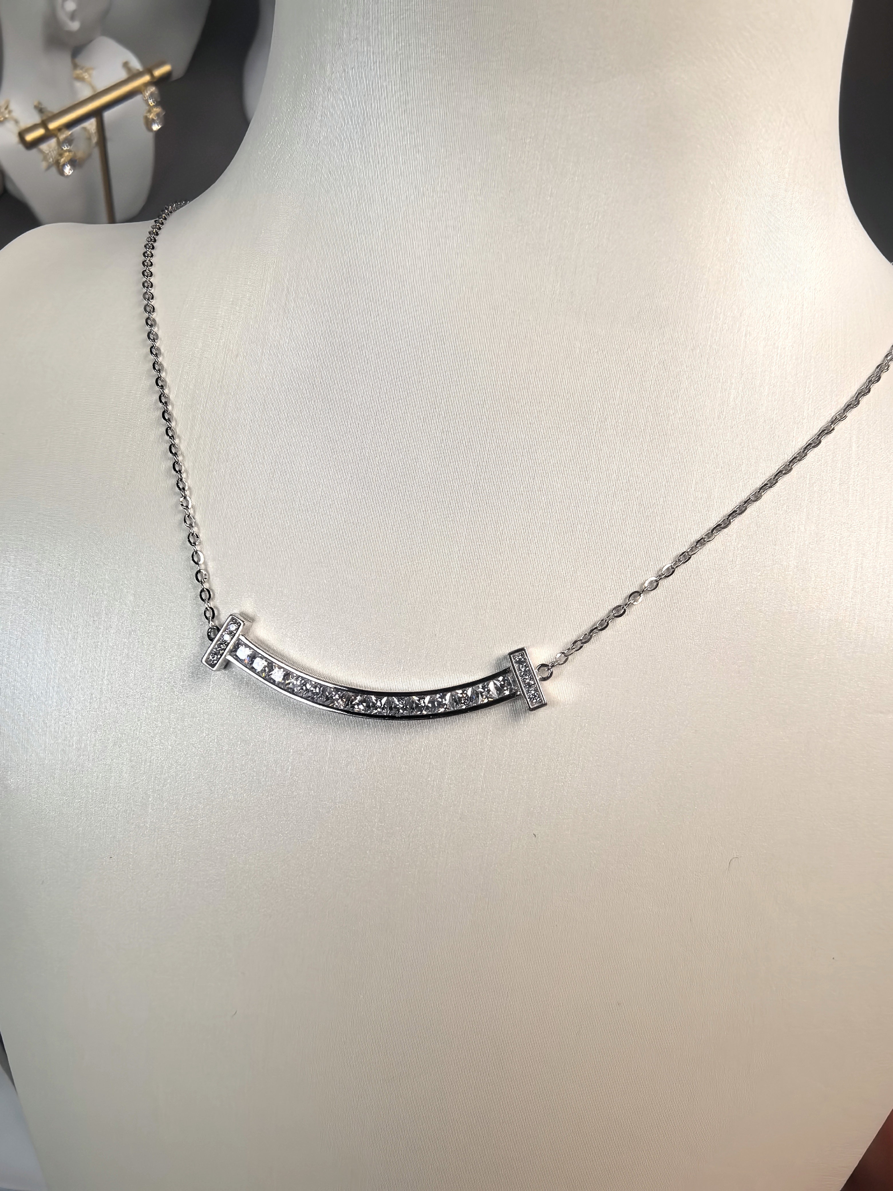 坠链均925银锆石 韩版S925银微笑小众设计锁骨链项链银色轻奢吊坠