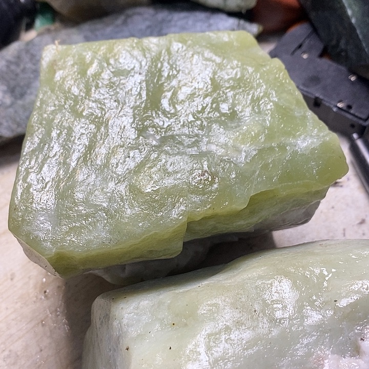 透闪石质玉珠宝半成品未镶嵌