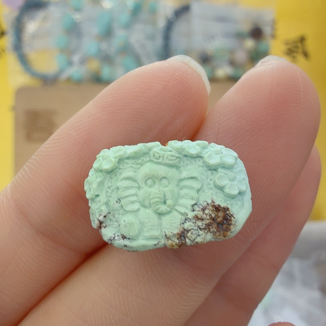 小***屏绿松石未镶嵌珠宝奇石