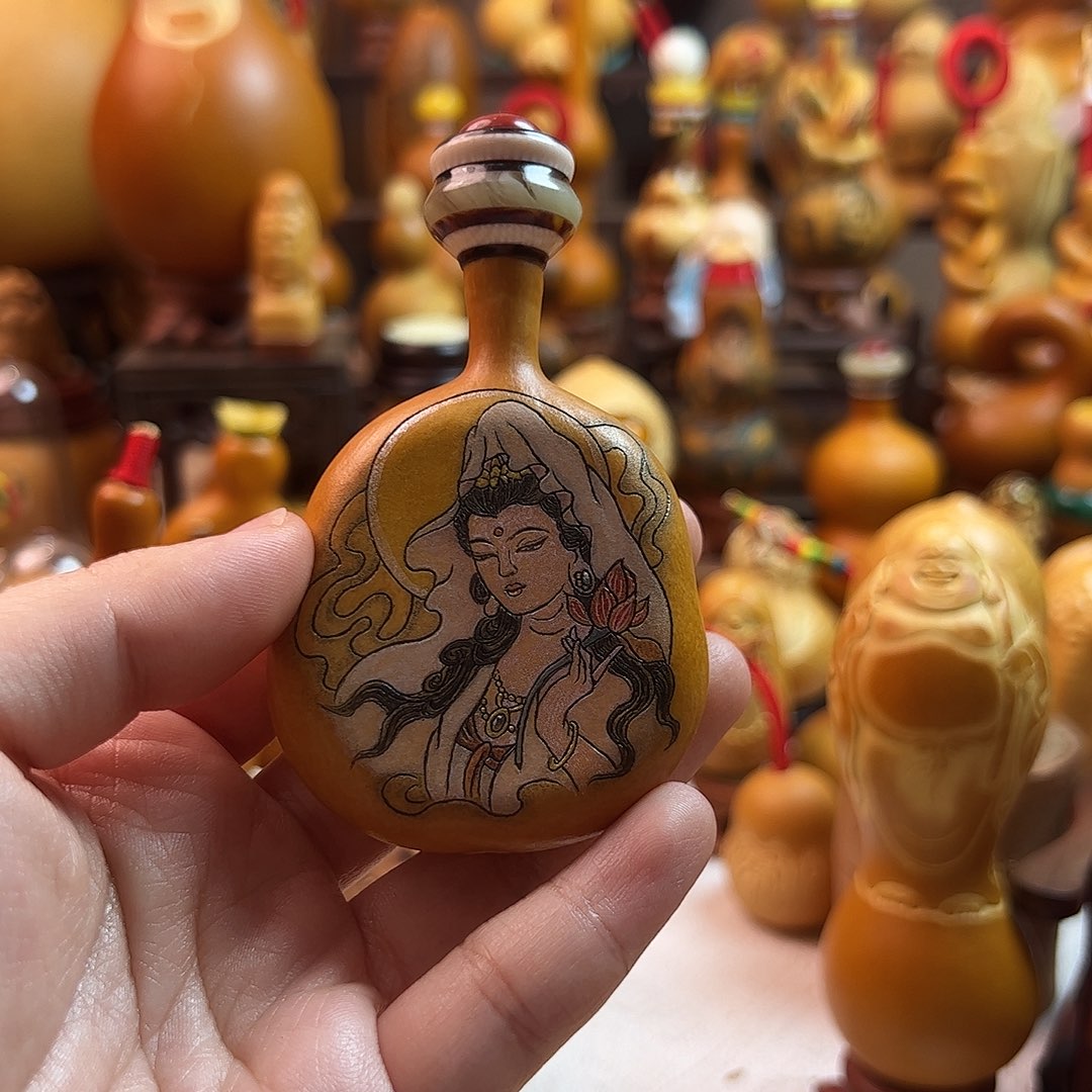 蝴***结大叶紫檀（黑酸枝木类）