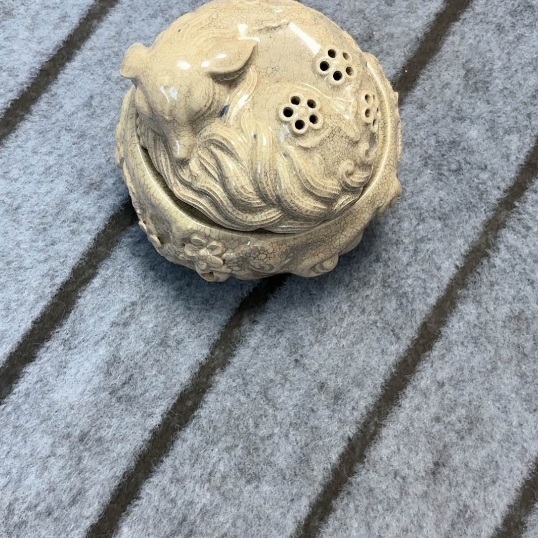 瓷片他啦啦啦斤斤计较咯摸摸摸摸摸哦