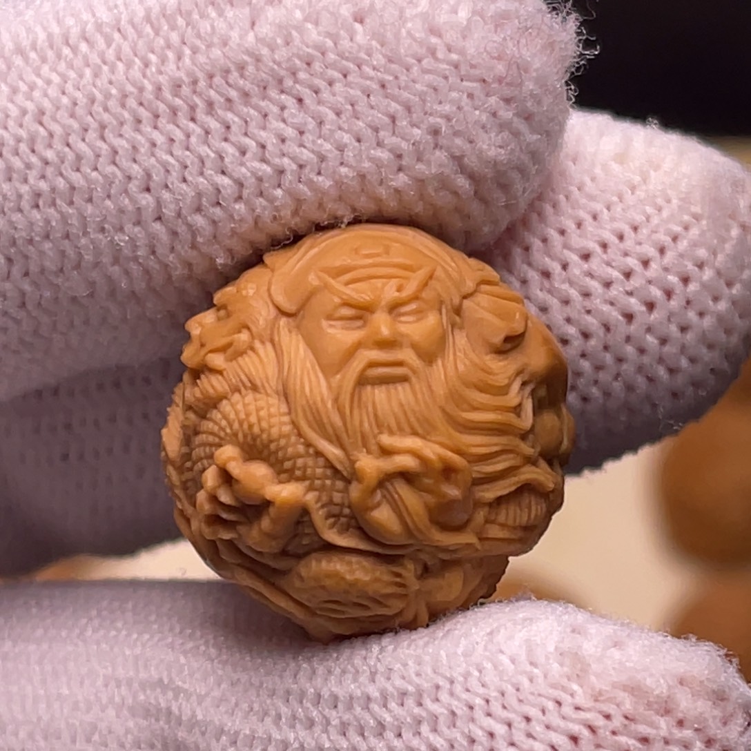 吊坠猴头核桃顶工关羽18.5