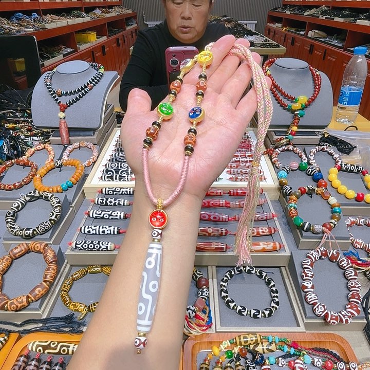 未镶嵌玛瑙/玉髓珠宝奇石