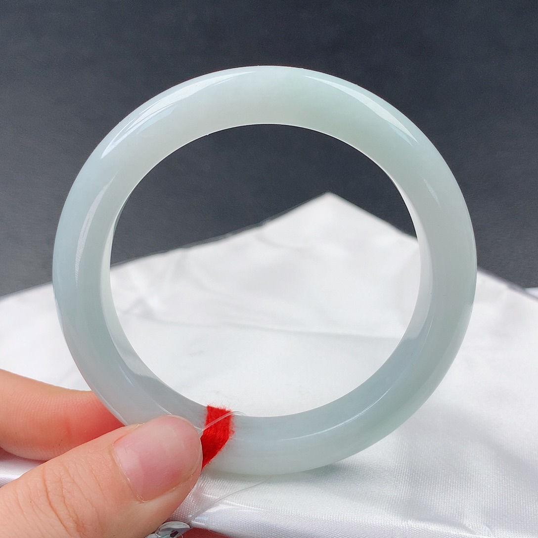 翡翠手镯未镶嵌0040正56