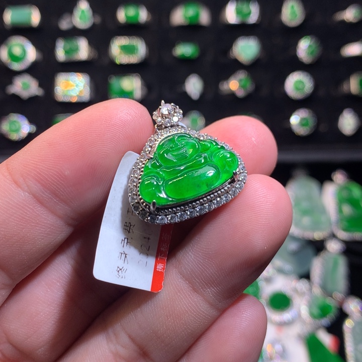 【闪购商品】翡翠吊坠(不含链)银S925镶嵌佛公