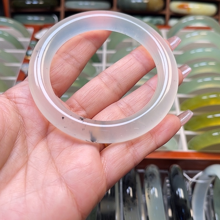 岫玉未镶嵌手镯岫玉