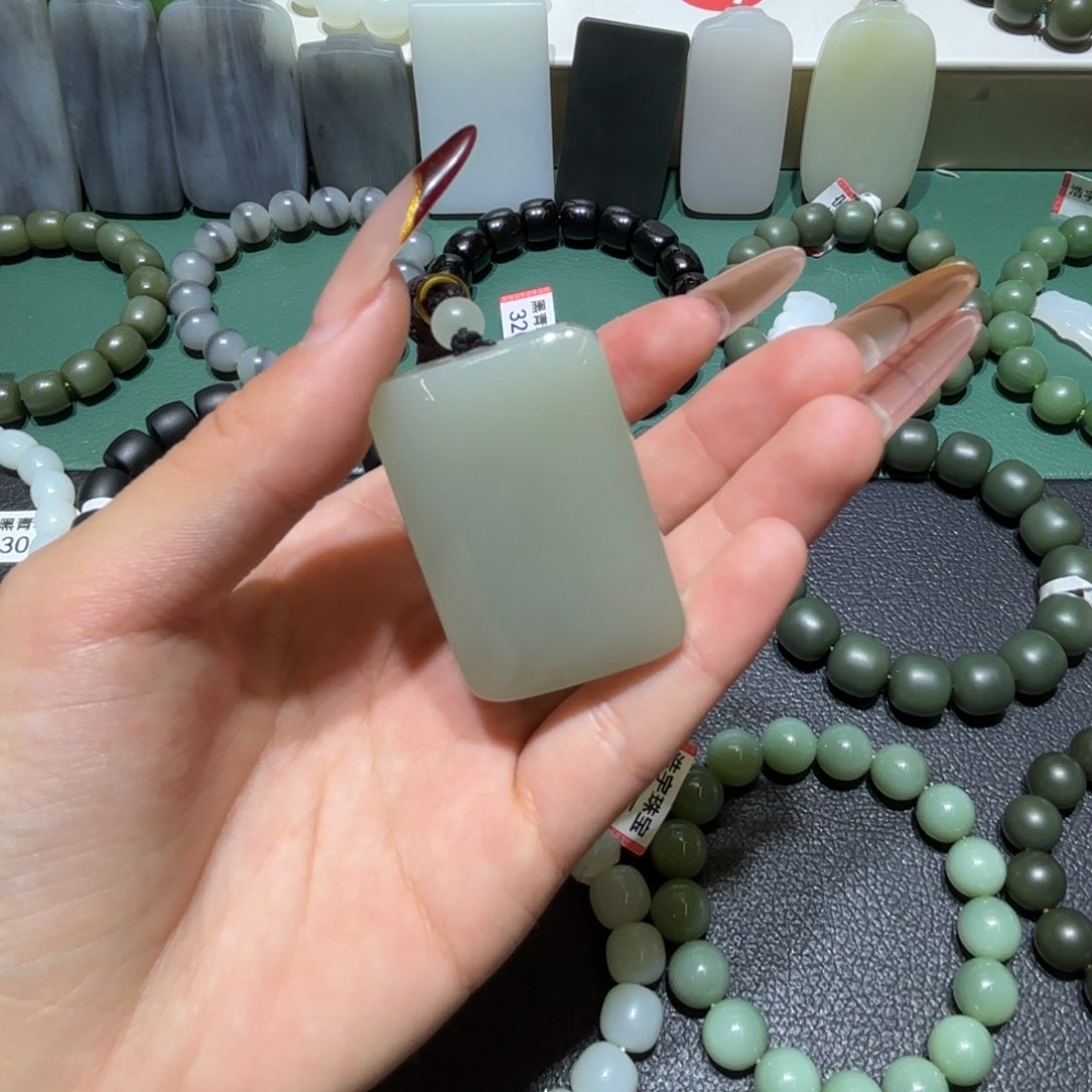 和田玉手链未镶嵌小****篮