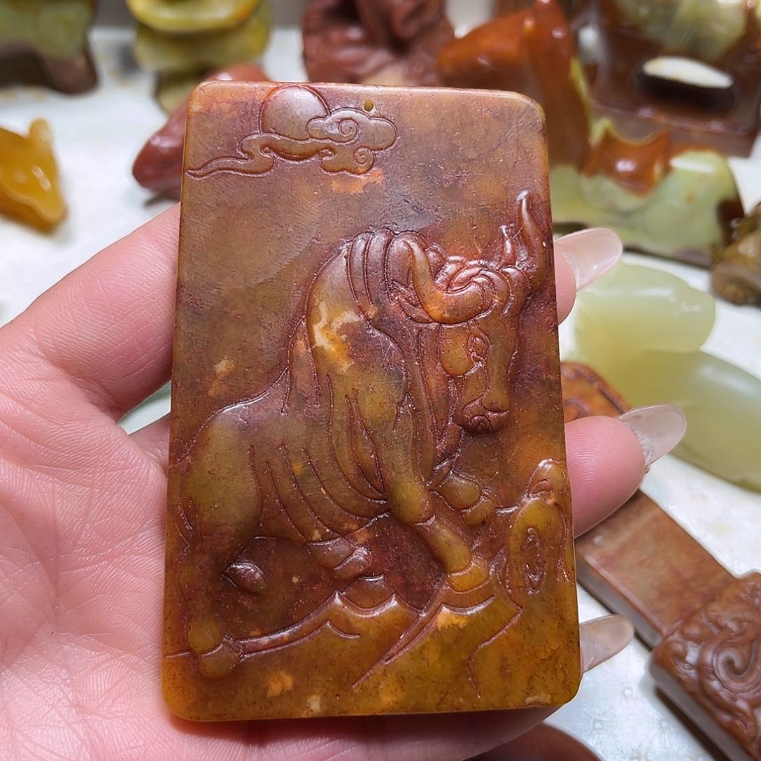 白玉菩提吊坠白玉菩提吊坠