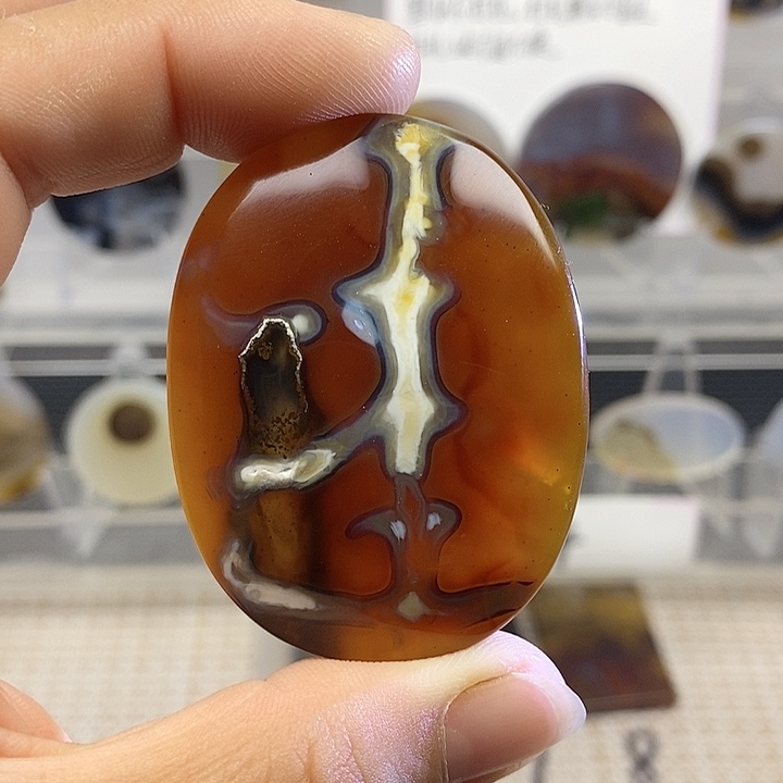 未镶嵌颈饰玛瑙/玉髓