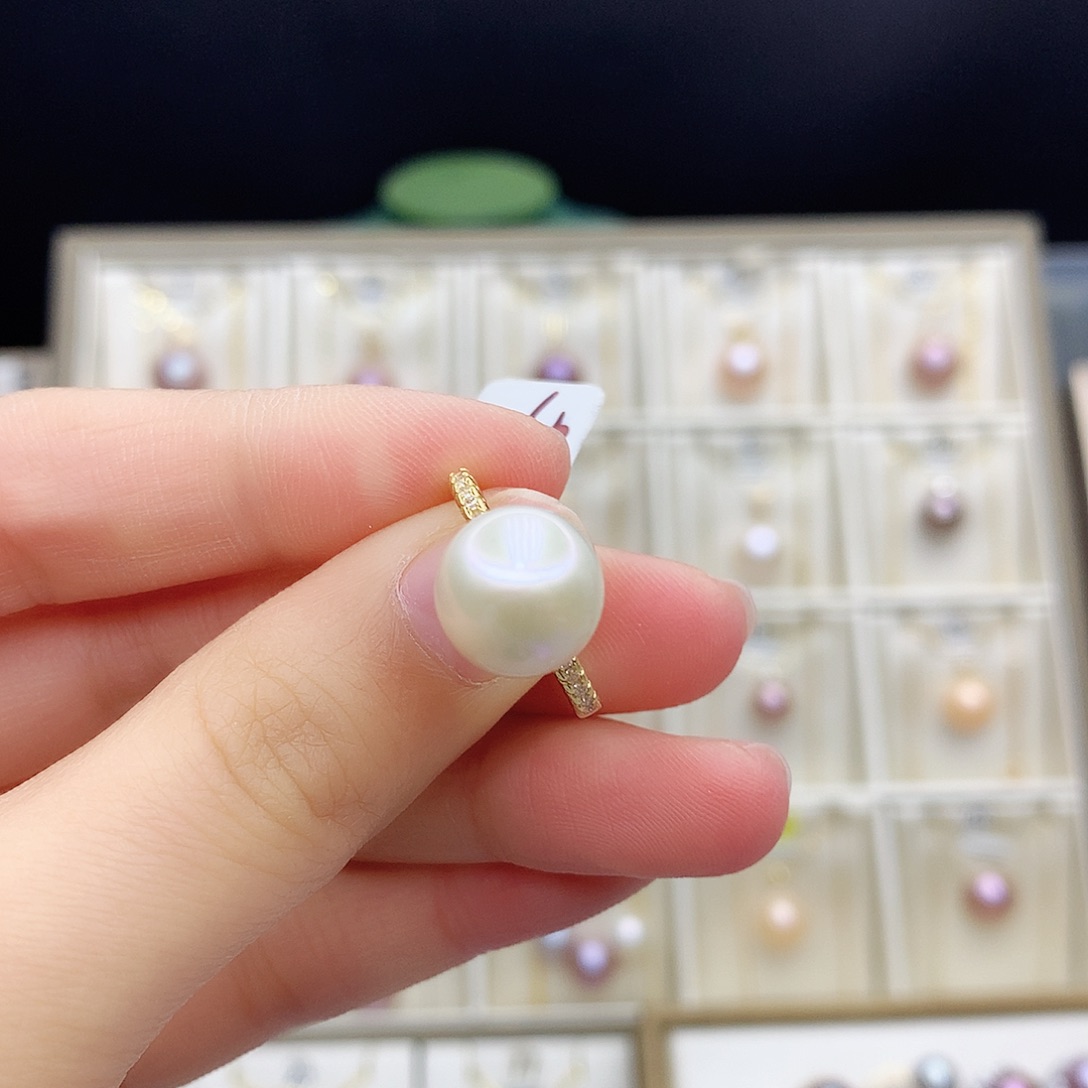 淡水珍珠颈饰合金