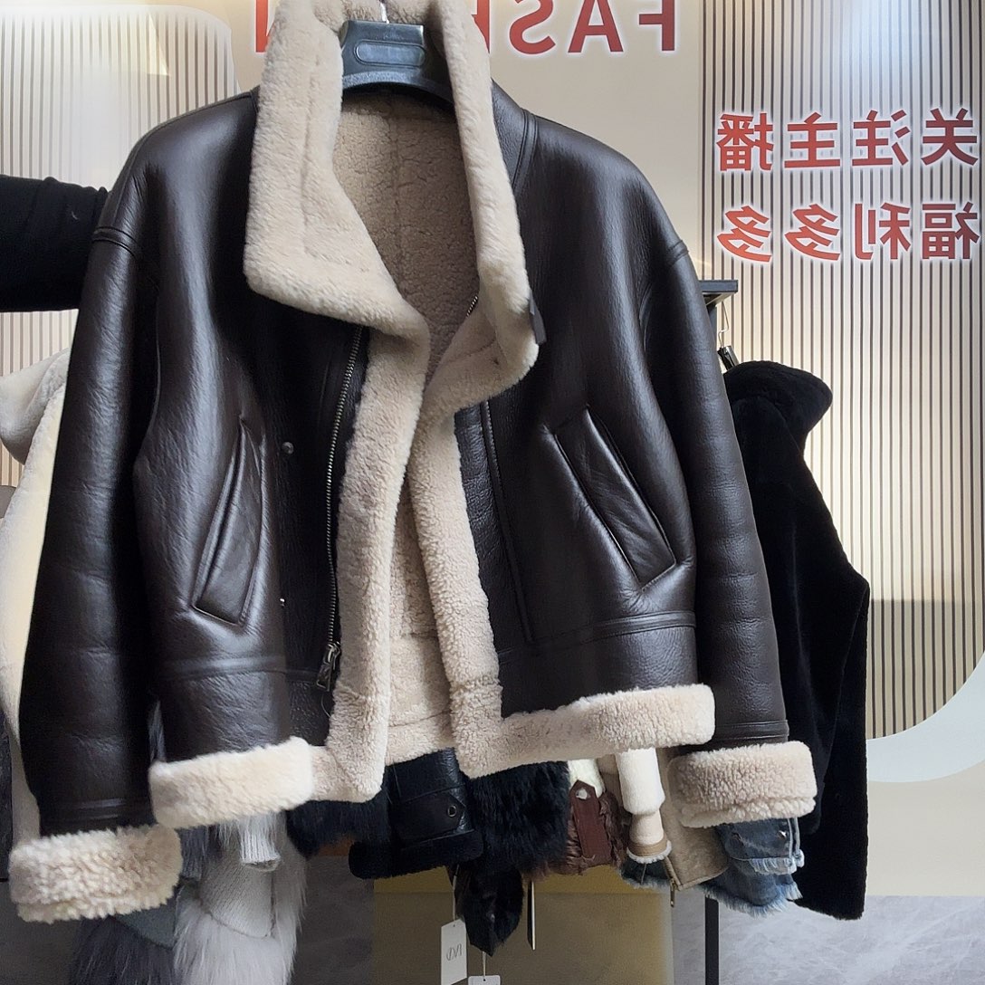 妍***贝莉莉家时尚女装皮草L