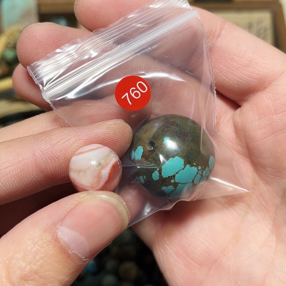 生***启南红玛瑙未镶嵌珠宝奇石