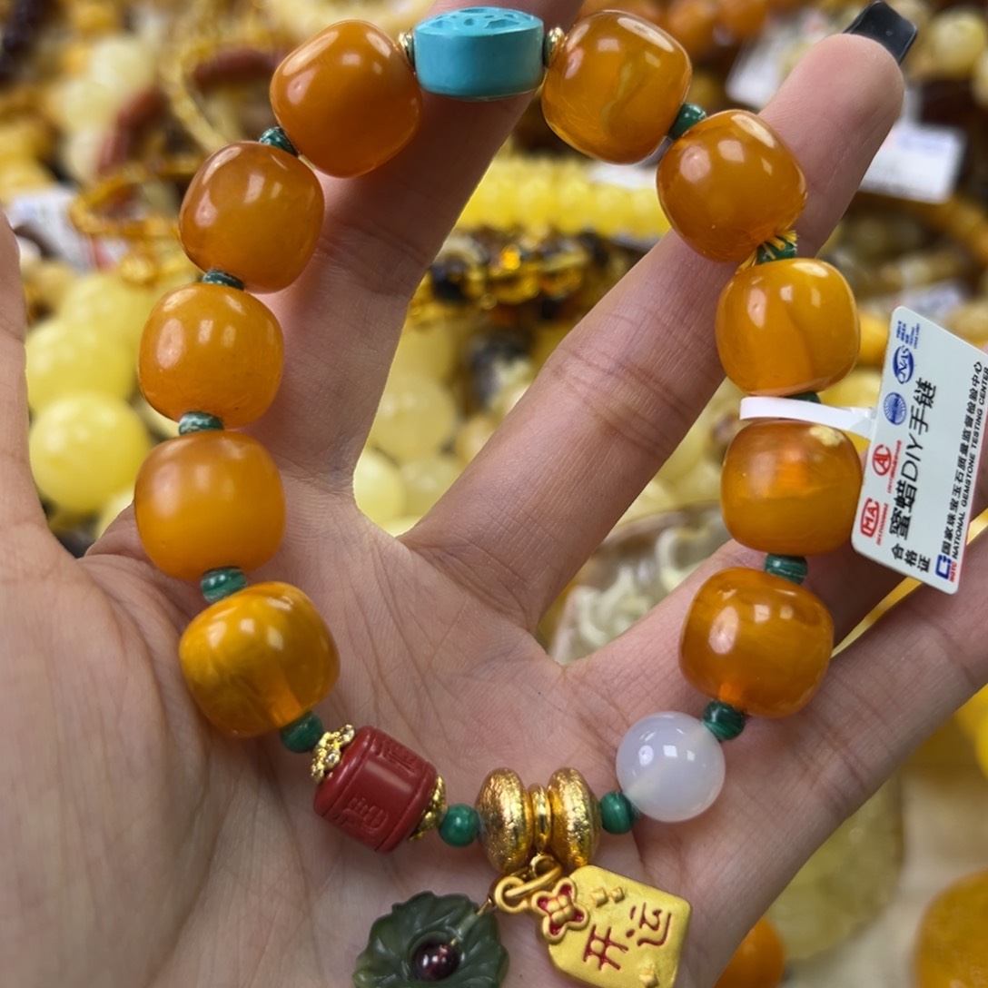 琥珀珠宝奇石未镶嵌