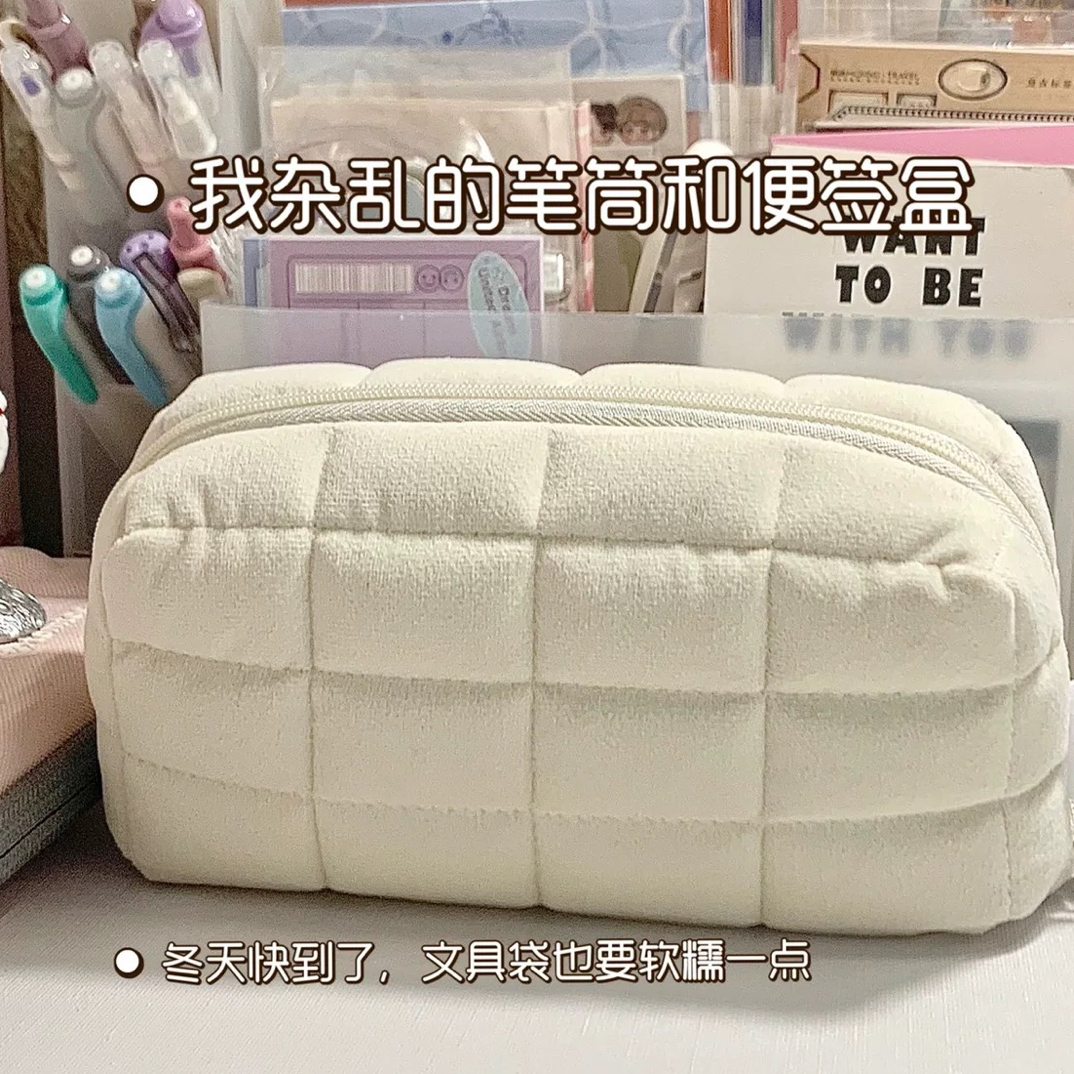 柔软可平摊大容量多功能学生文具收纳枕枕包笔袋