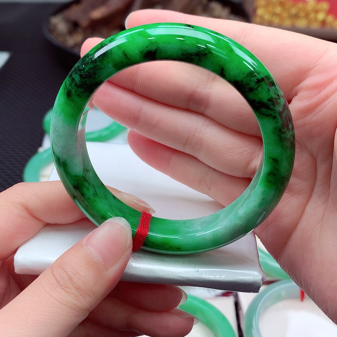 未镶嵌手镯翡翠翡翠