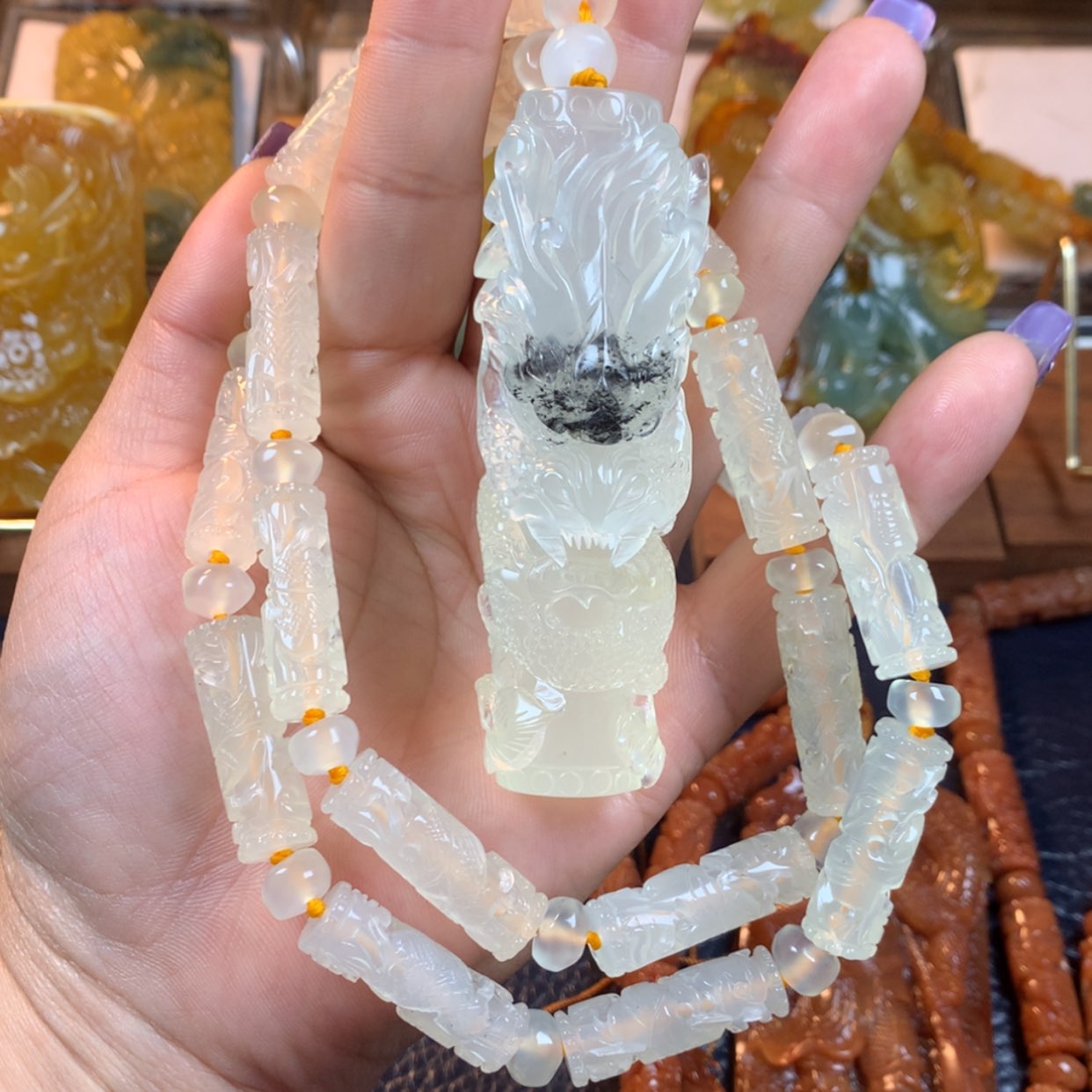 【闪购商品】蛇纹石玉颈饰未镶嵌