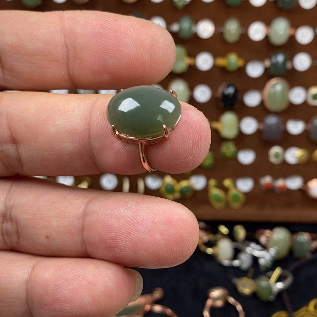 和田玉（青玉）戒指合金