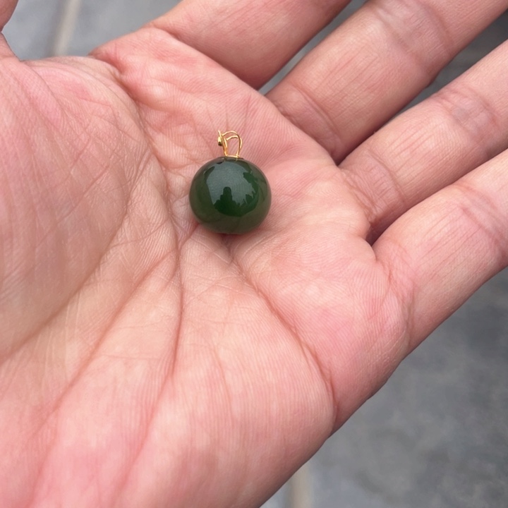 和田玉颈饰18K金镶嵌