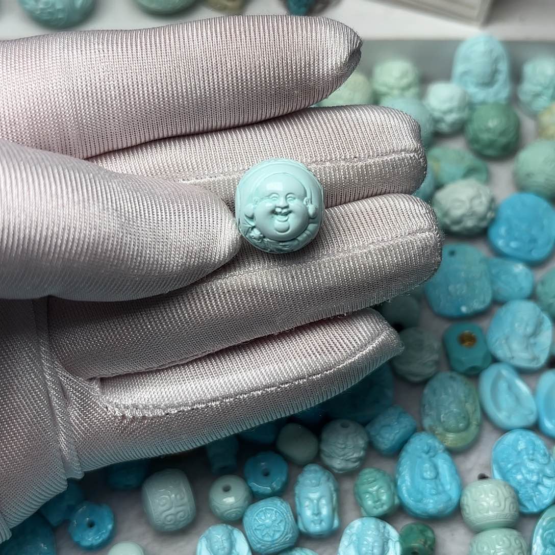 绿松石雕刻件未镶嵌