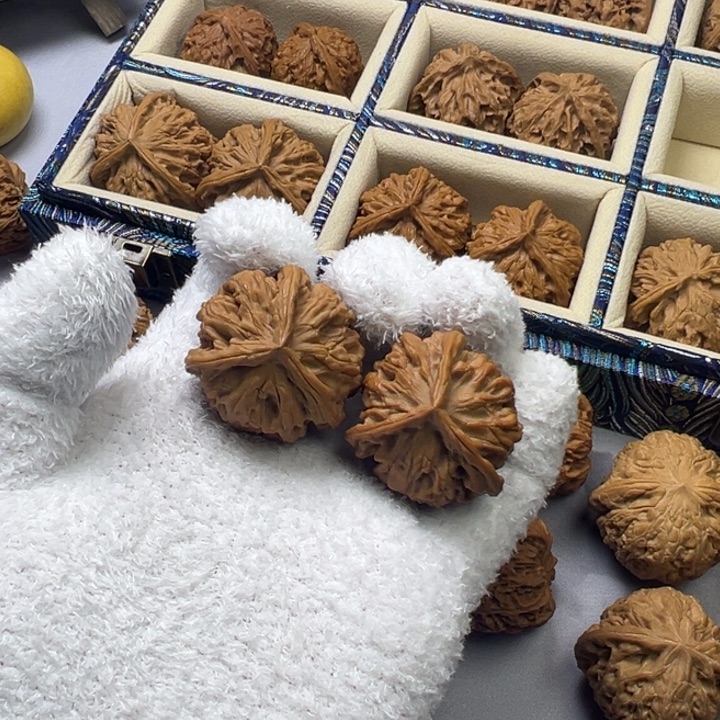 文玩核桃吊坠全品38雨花石奔