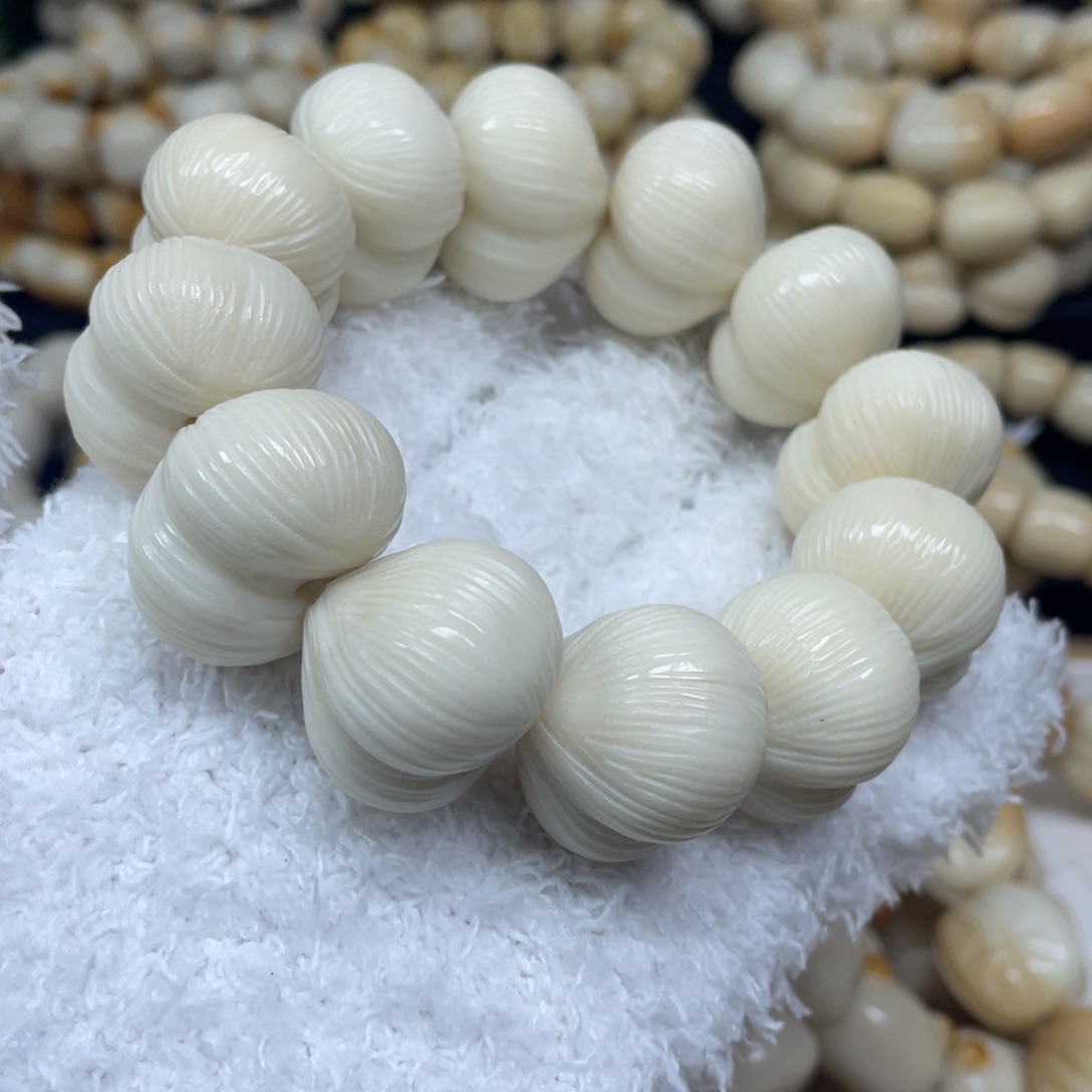 手串菩提根/象牙果12.23.9拉丝屁桃