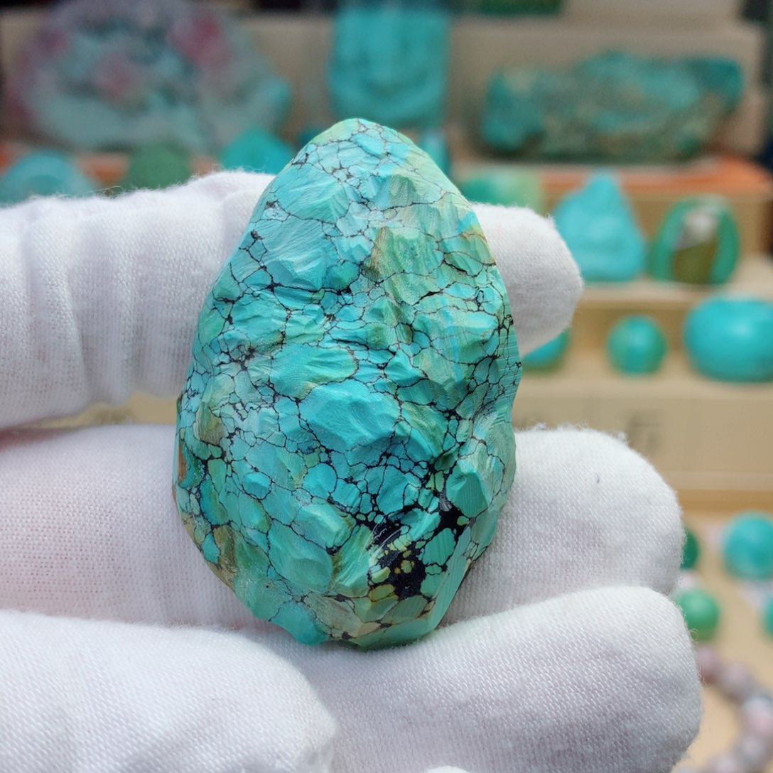 绿松石颈饰未镶嵌