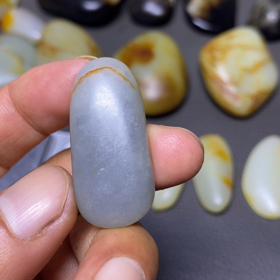 和田玉（糖玉）未镶嵌挂件