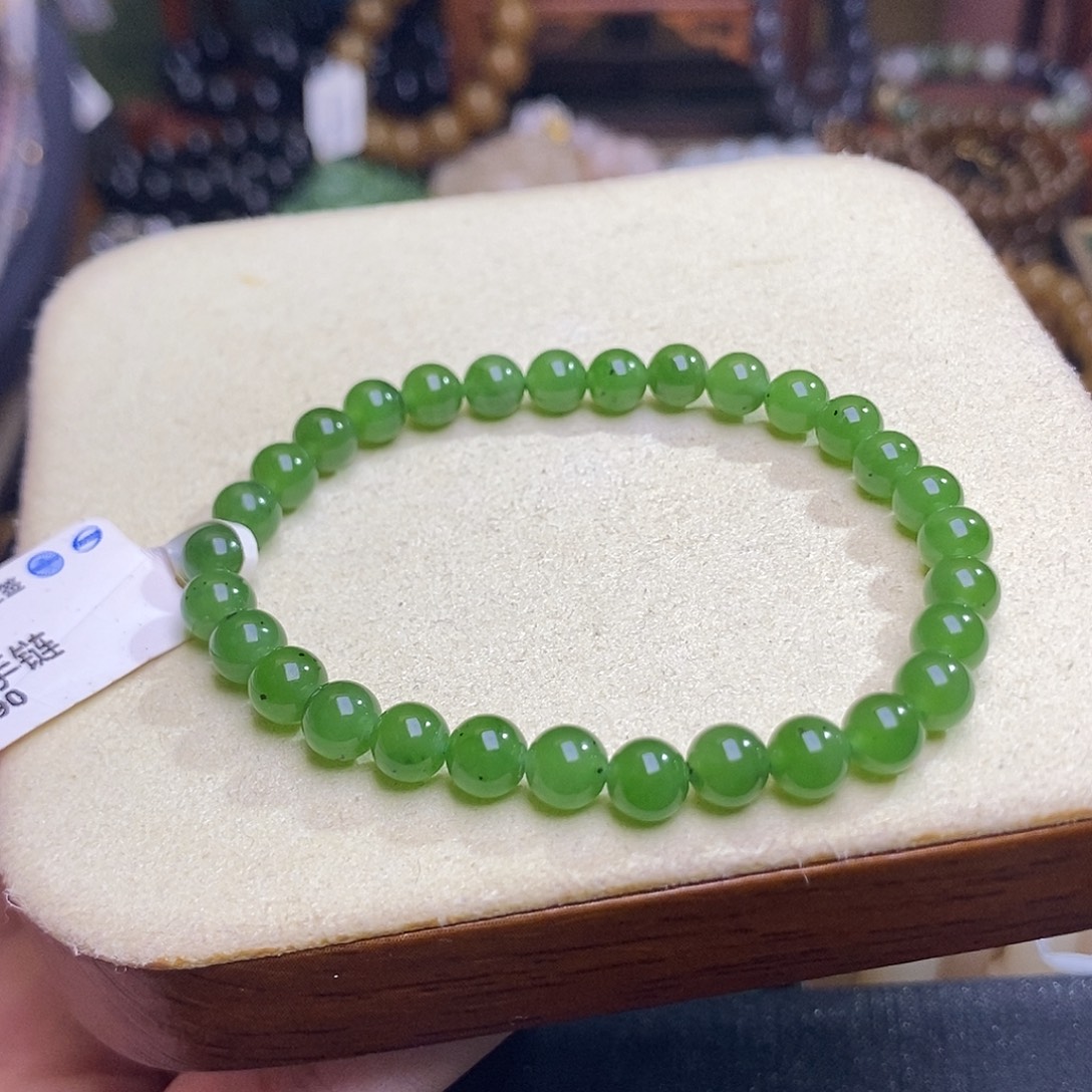 和田玉未镶嵌颈饰碧玉阳绿手串6mm