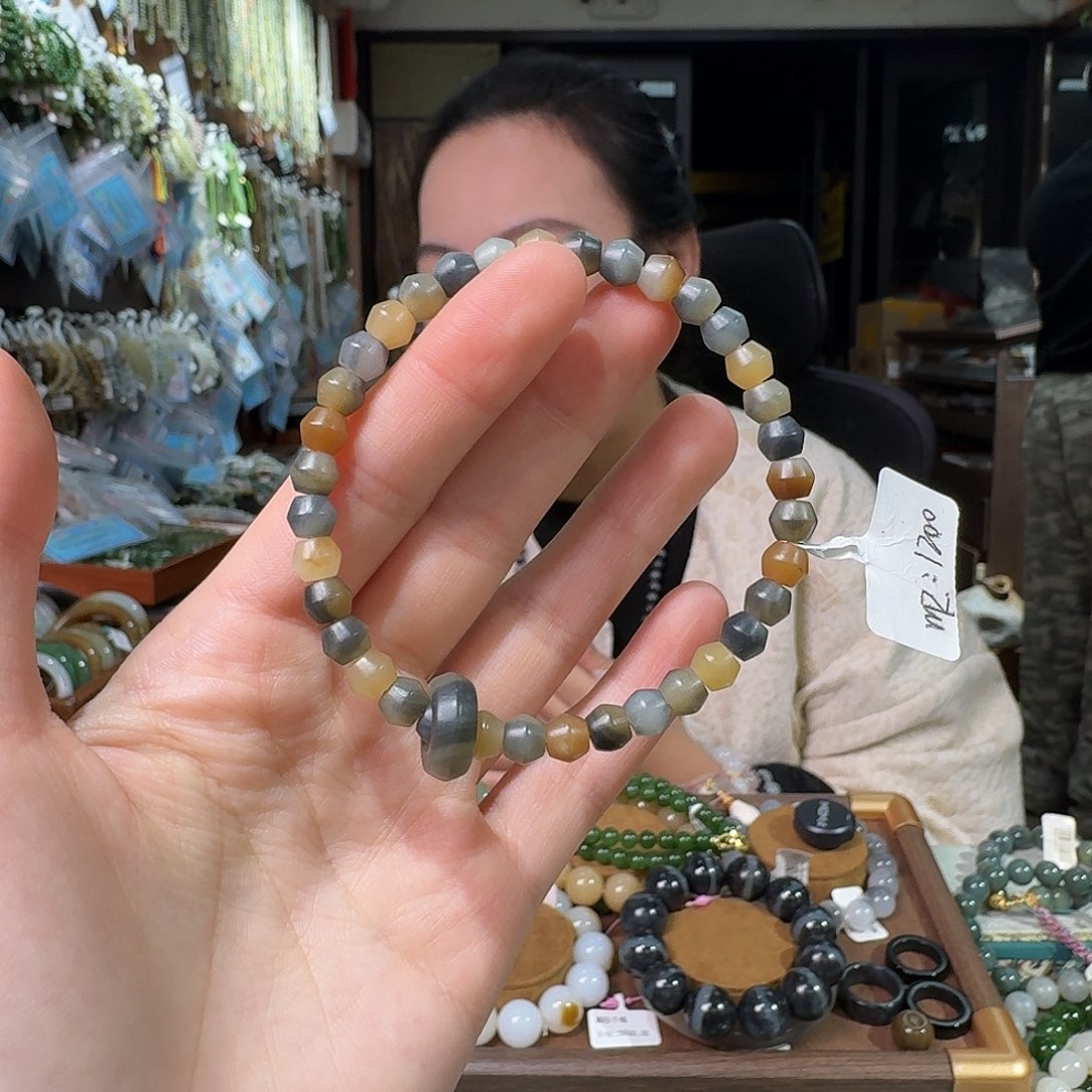 和田玉未镶嵌手链