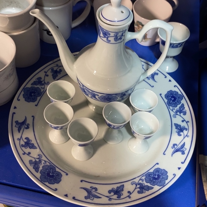 瓷片七厂青花翡翠瓷酒具