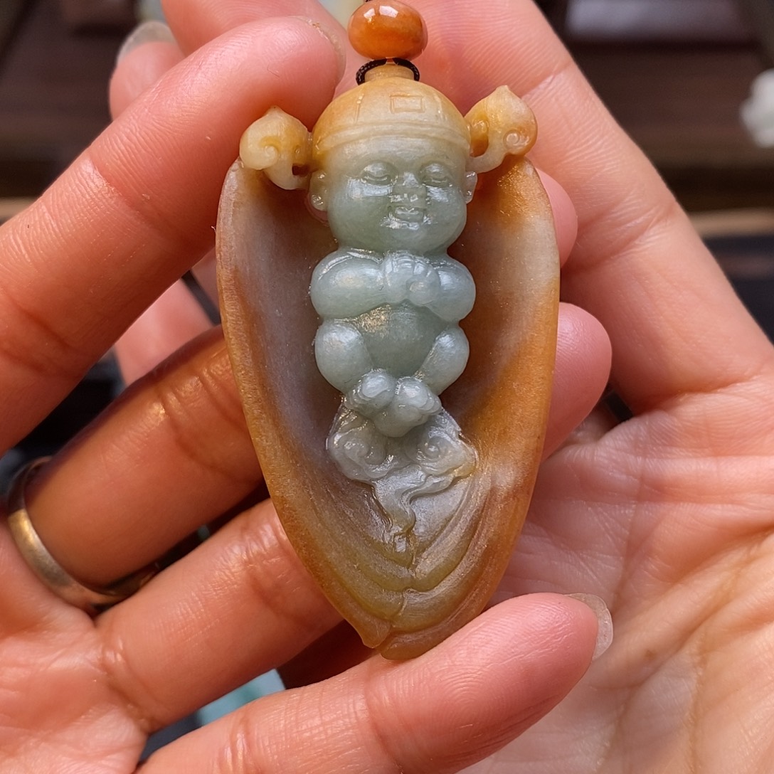 姜***好定制翡翠未镶嵌毛货抛光