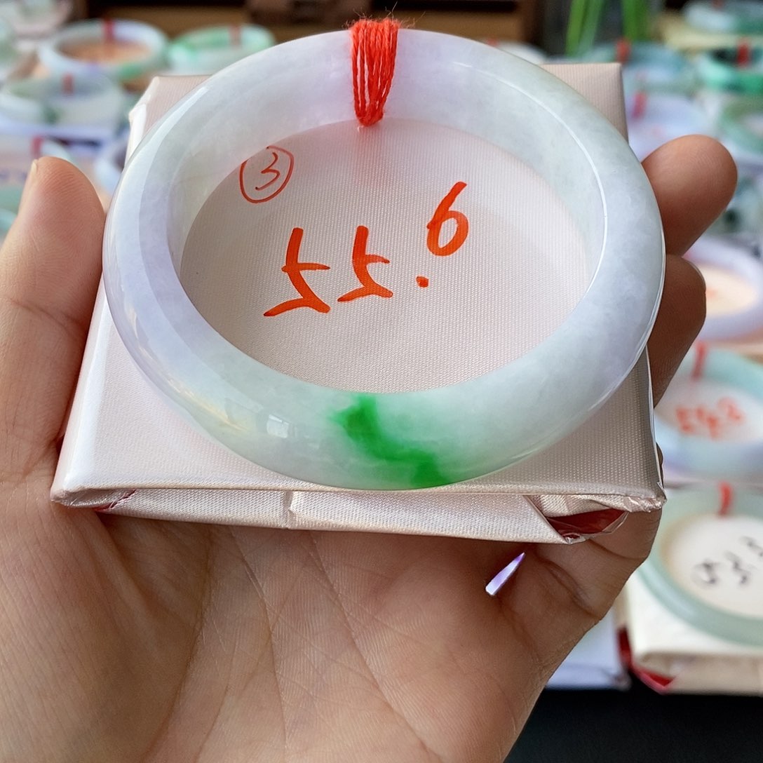 翡翠手镯未镶嵌3号