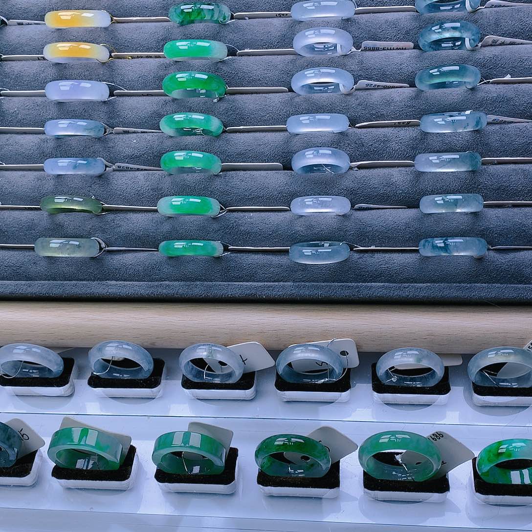 翡翠戒指未镶嵌翡翠