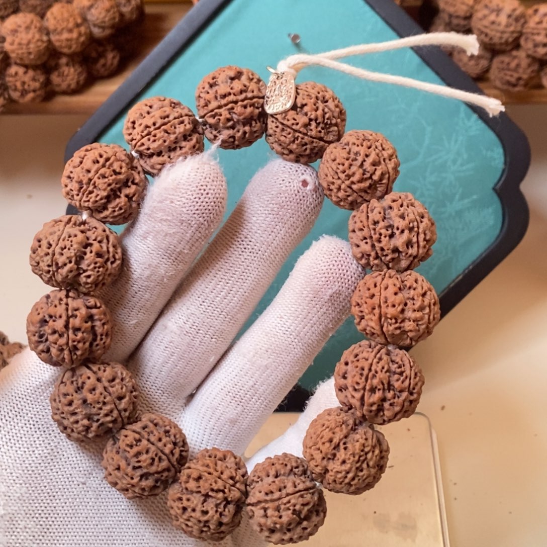 金刚菩提手串蜂窝梅花双龙