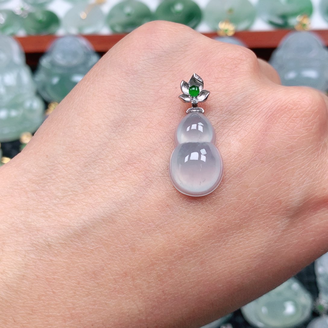 翡翠吊坠(不含链)18K金镶嵌