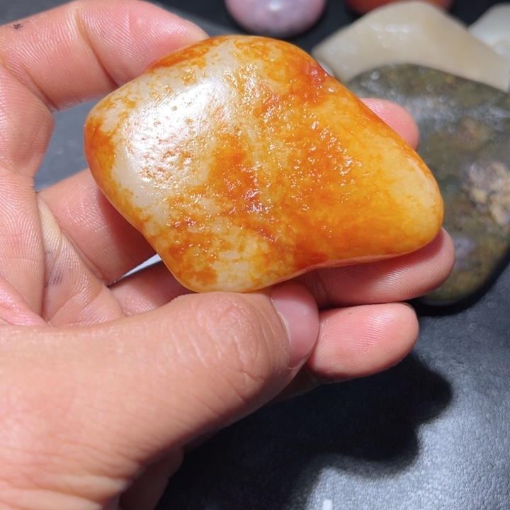 和田玉未镶嵌珠宝奇石