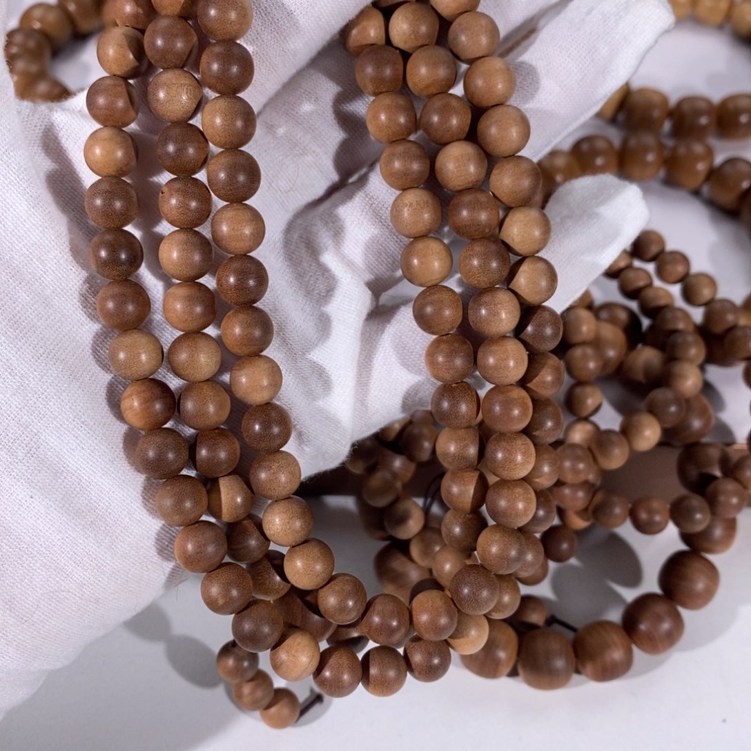 汕***胶檀香木无事牌横纹黑肉老料0.8*108大福利活动